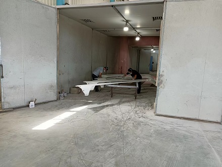 軌道交通涂裝生產線客戶案例現(xiàn)場4