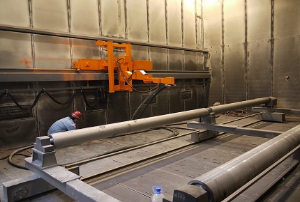 機器人風力回收噴砂房